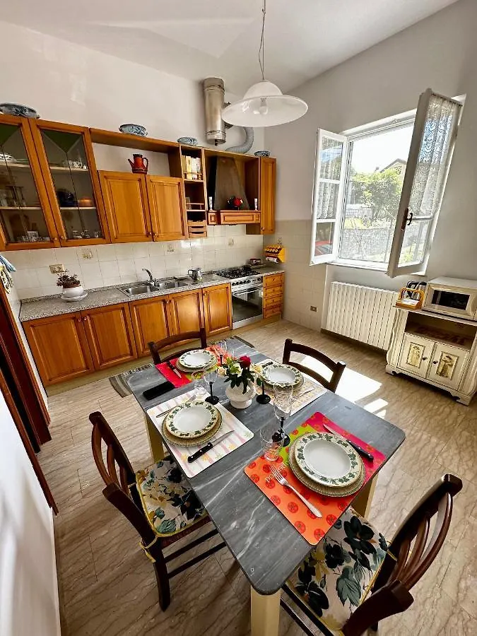 Villa La Casa Dei Due Aranci à Albisola Superiore