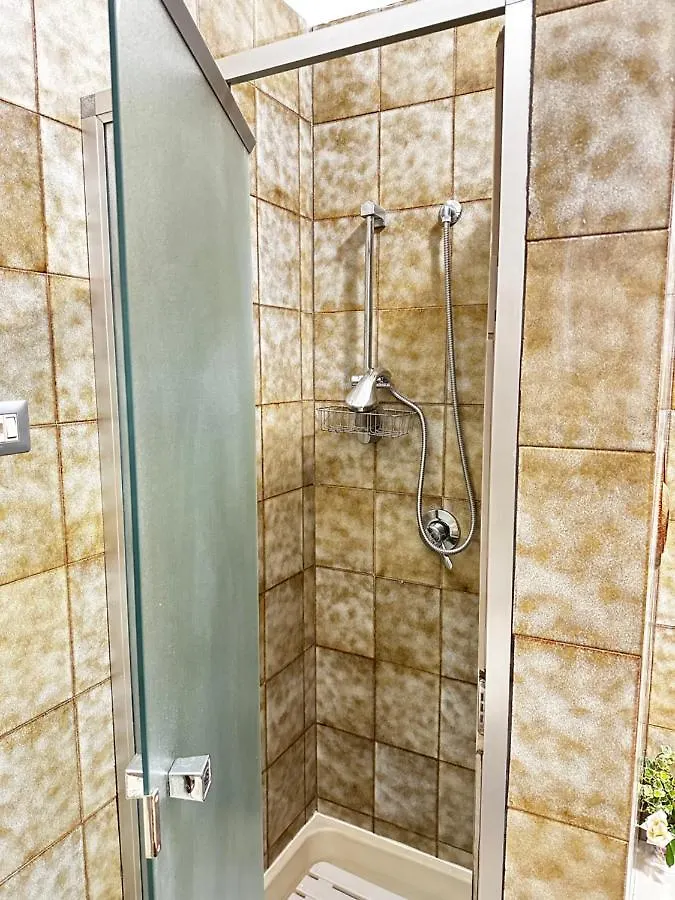 La Casa Dei Due Aranci Vila Albisola Superiore 0*,  Itália